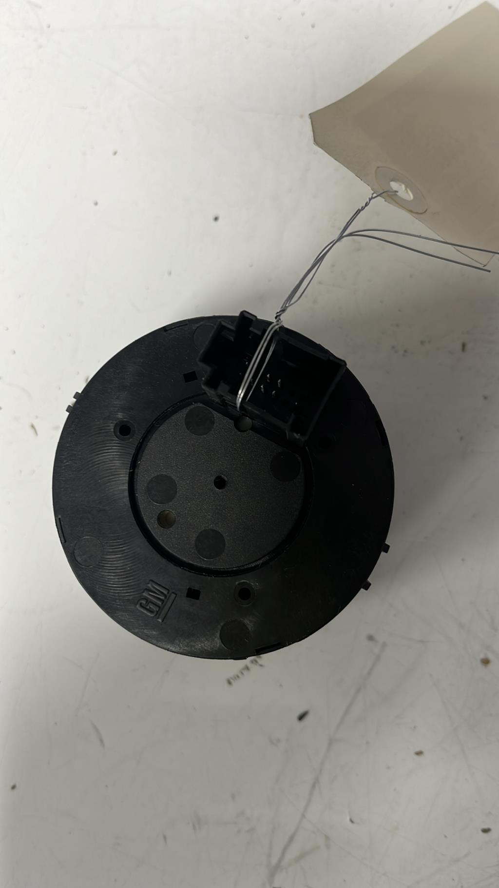 Commande de phare OPEL CORSA D PHASE 1 Diesel - 1