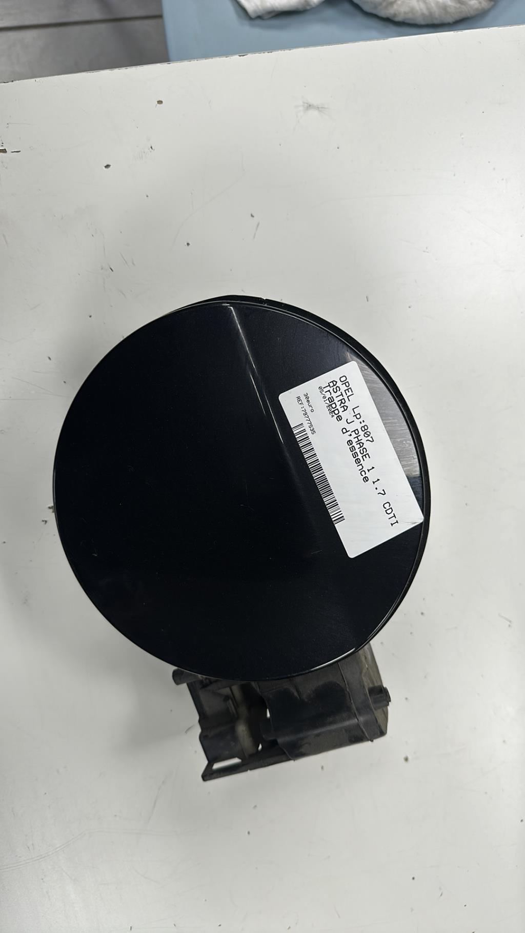 Trappe d'essence OPEL ASTRA J PHASE 1 Diesel - 1