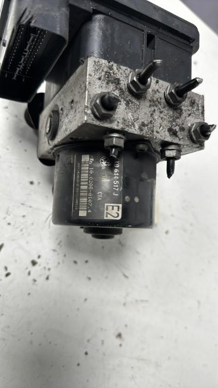 Blocco ABS (antibloccaggio freni) VOLKSWAGEN GOLF PLUS PHASE 1 Diésel - 1