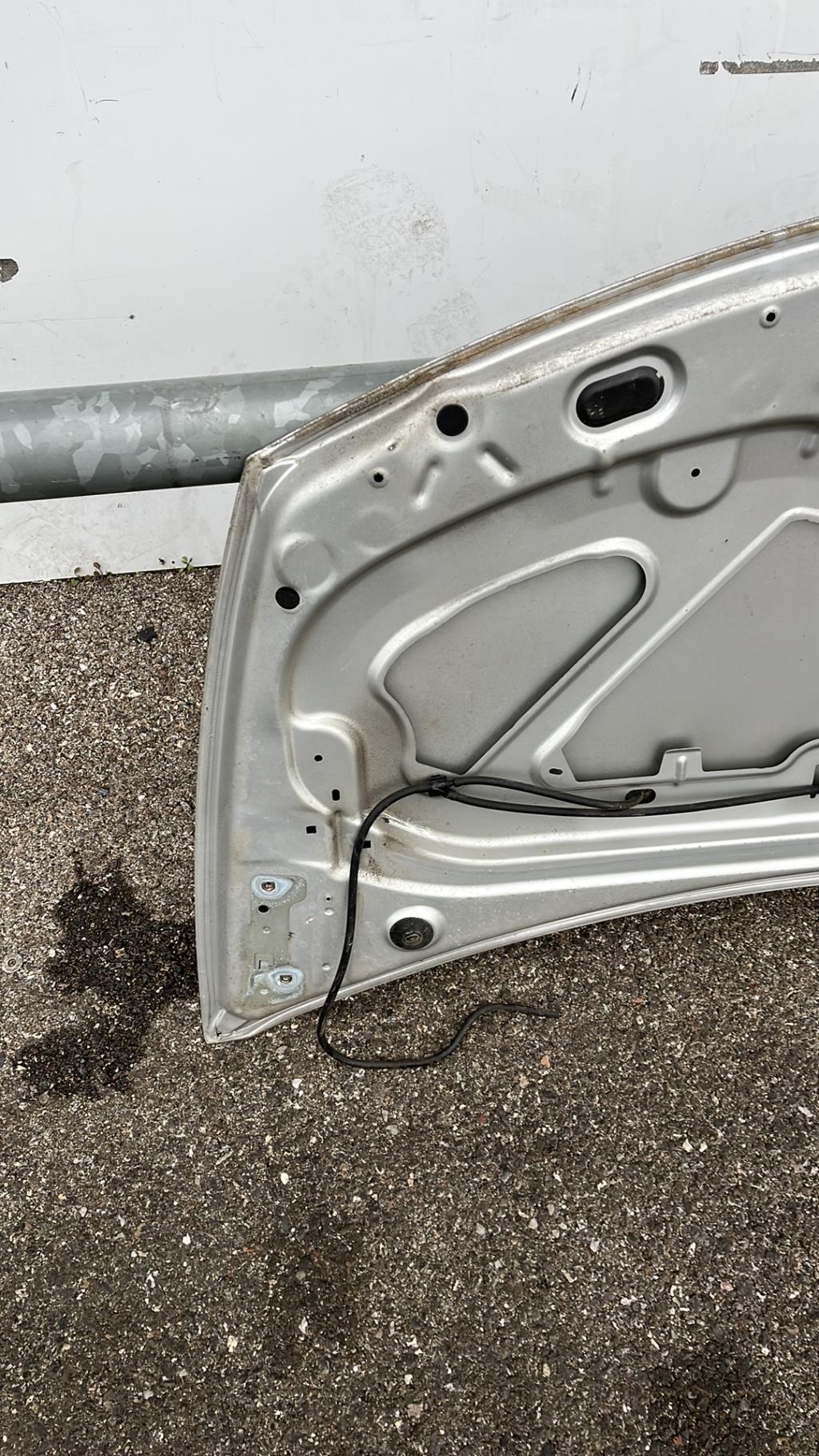 Capot RENAULT CLIO 3 PHASE 2 Essence - 1