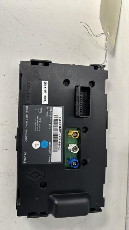 Ecran GPS RENAULT CLIO 3 PHASE 2 Essence - 1