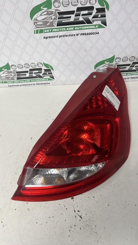 Fanale posteriore principale destro (luci) FORD FIESTA 6 PHASE 1 Diésel - 1