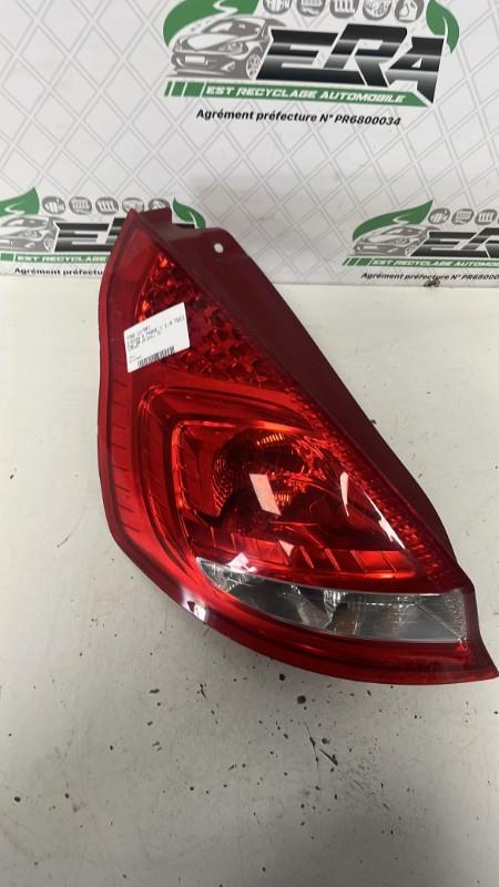 Fanale posteriore principale sinistro (luci) FORD FIESTA 6 PHASE 1 Diésel - 1