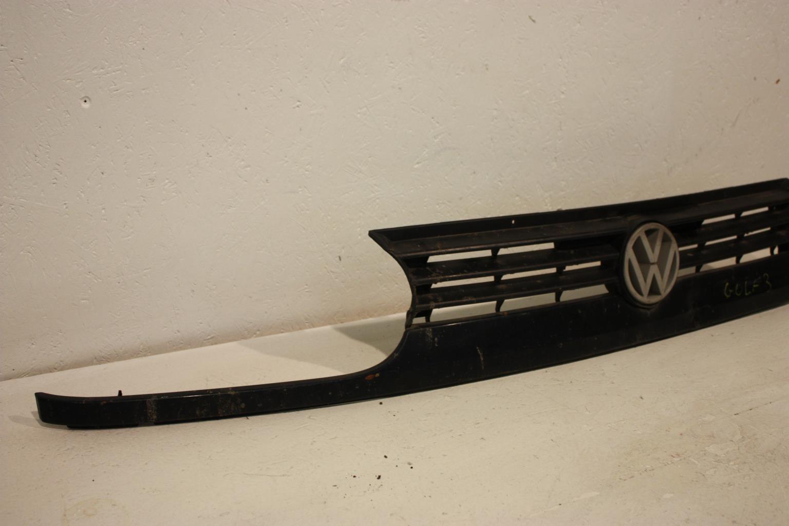 Calandre VOLKSWAGEN GOLF 3  - 1