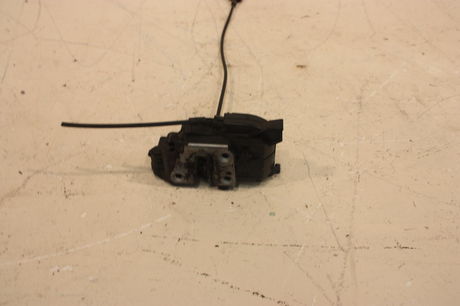Serrure de capot RENAULT CLIO 3 PHASE 2 Diesel - 1