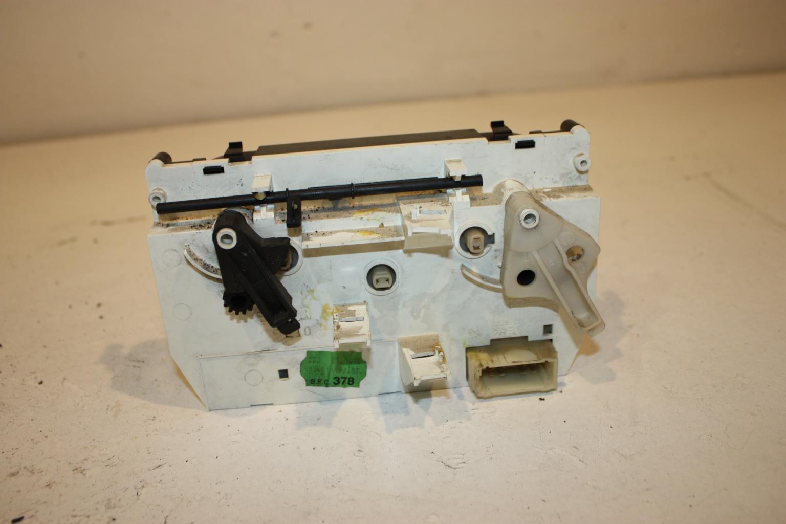 Boitier de prechauffage PEUGEOT 206 PHASE 2  - 1
