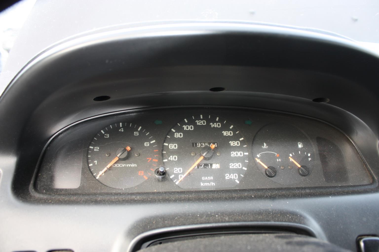 Compteur MAZDA MX6 COUPE Essence - 1