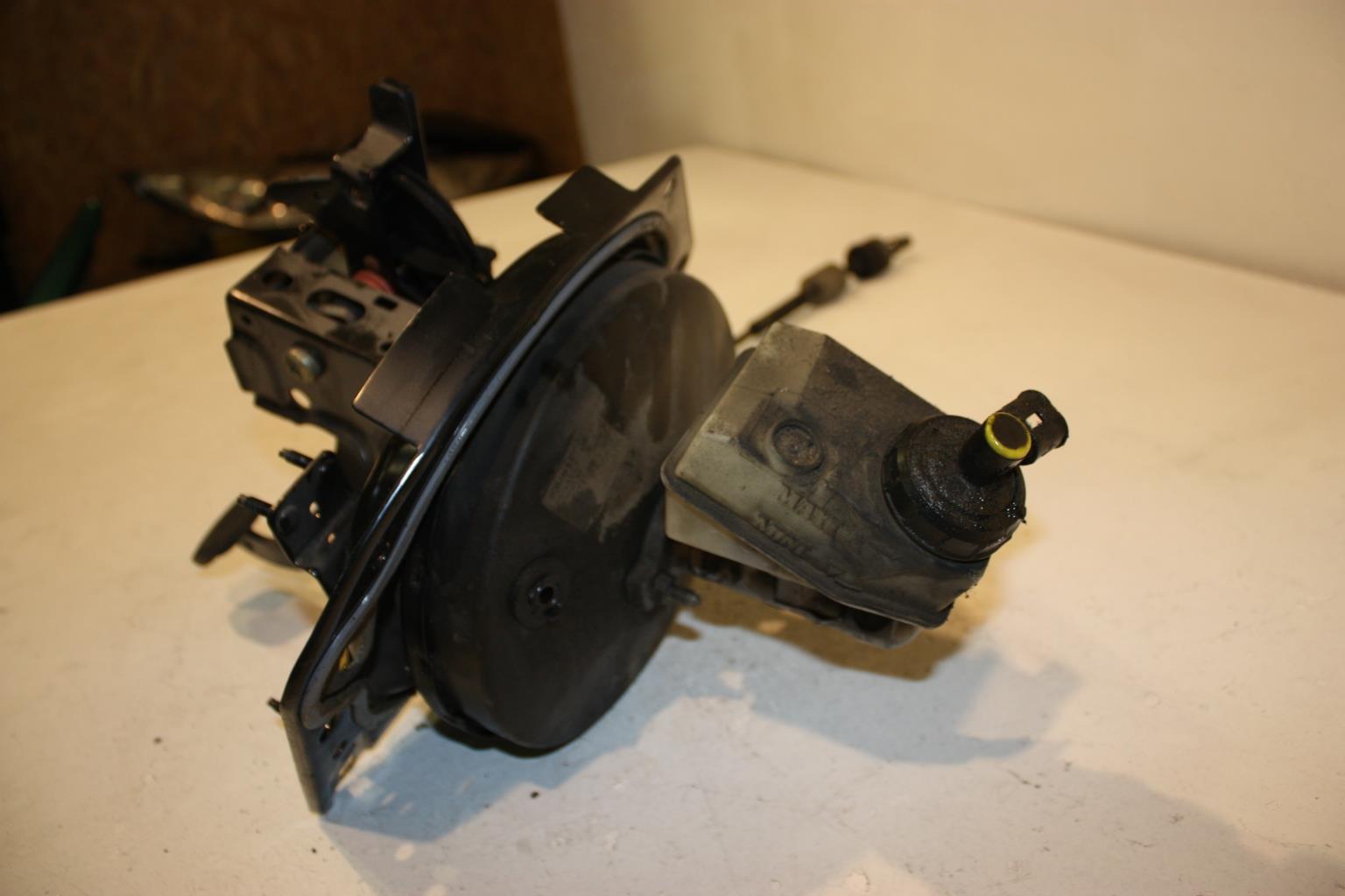 Servo frein RENAULT KANGOO 1 PHASE 2 Essence - 1