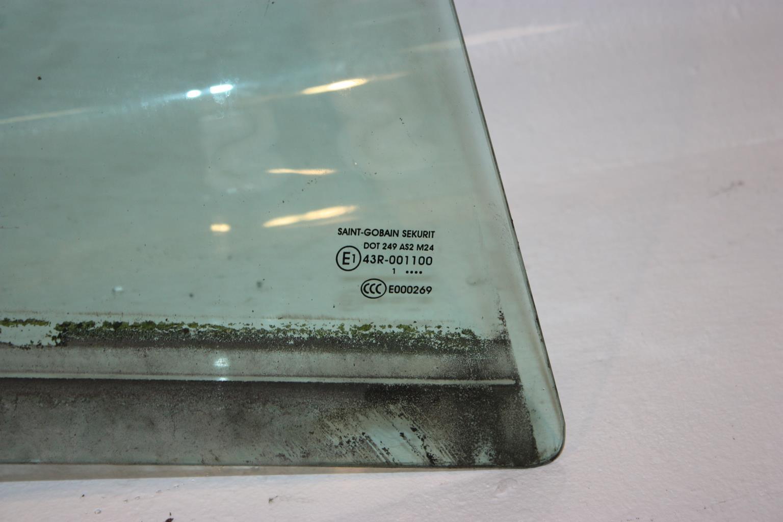 Vitre avant droit PEUGEOT PARTNER 2 PHASE 1 Diesel - 1