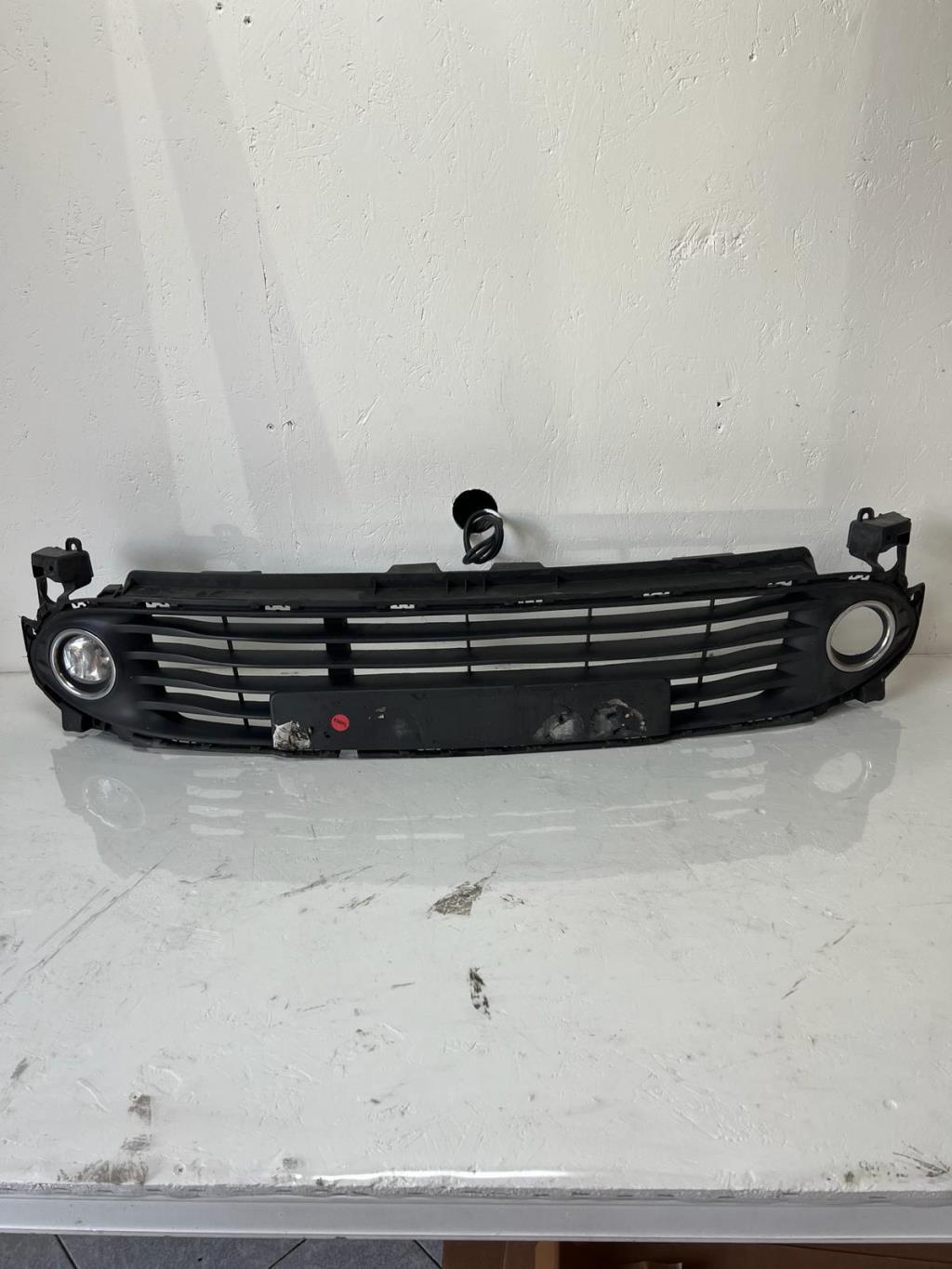 Grille de pare choc RENAULT CLIO 4 PHASE 1  - 1