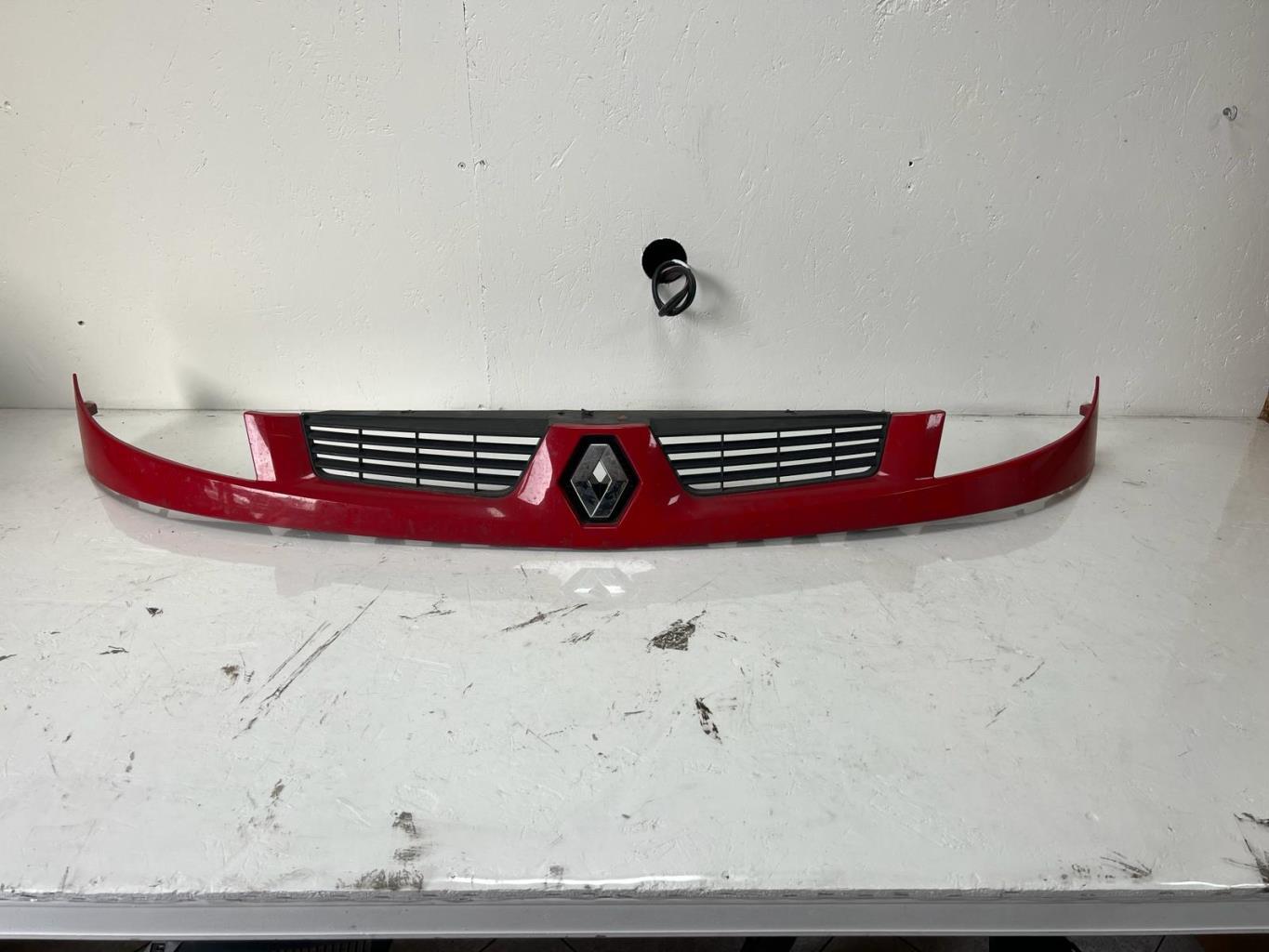Calandre RENAULT CLIO 2 PHASE 2  - 1