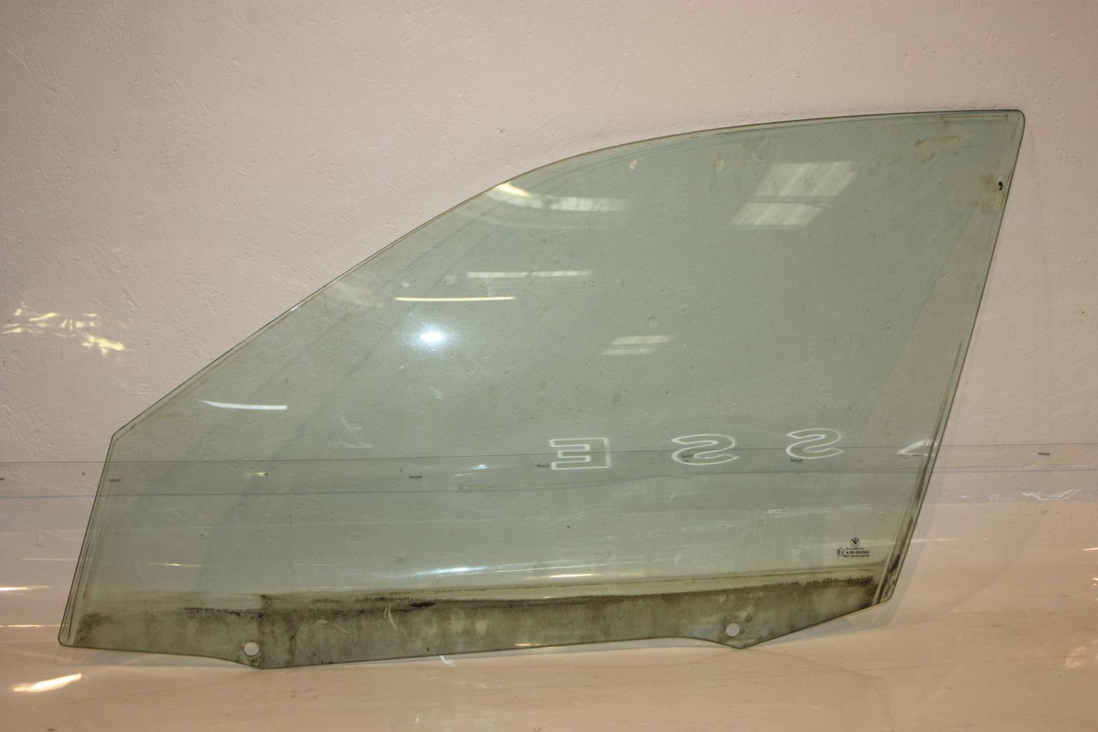 Vitre avant gauche BMW SERIE 3 E36 PHASE 1  - 1
