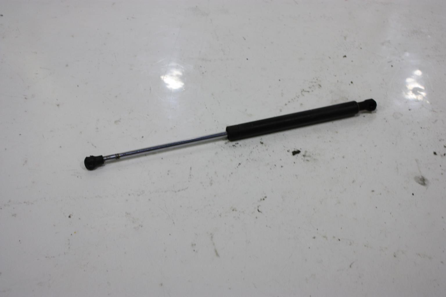 Verin de coffre RENAULT CLIO 2 PHASE 2  - 1