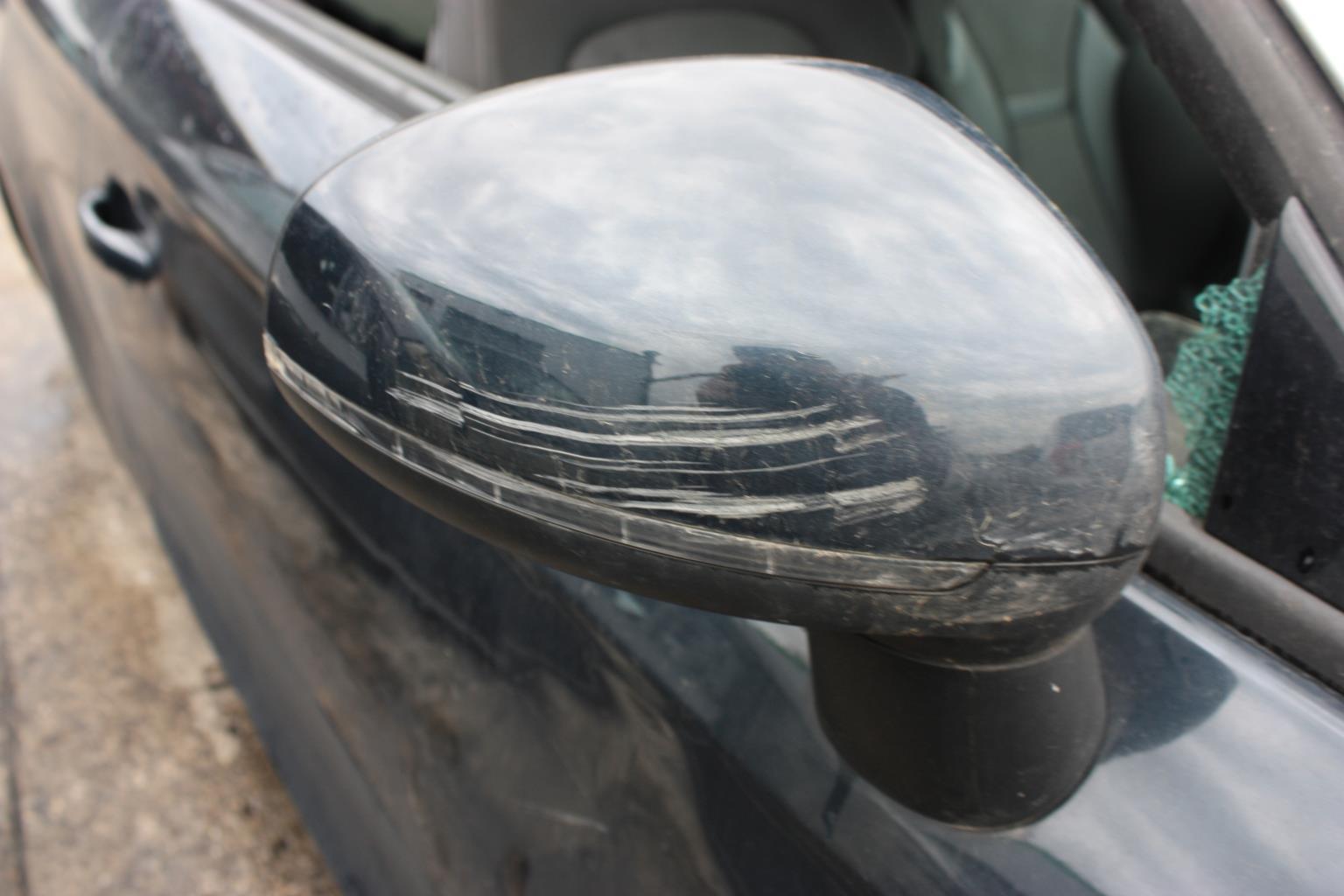 Retroviseur droit AUDI A1 1 PHASE 1 Essence - 1