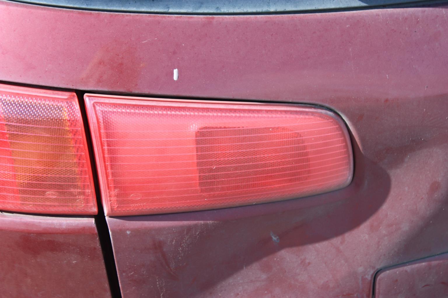 Feu arriere secondaire gauche (feux) MAZDA 2 1 Essence - 1