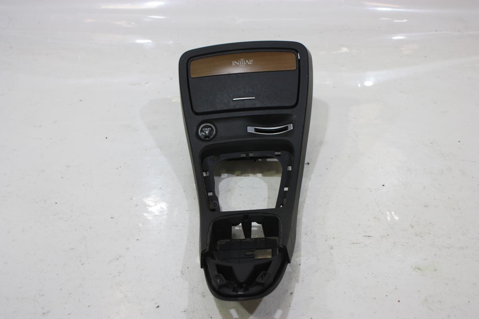 Console central (interieur plastique) RENAULT GRAND ESPACE 4 PHASE 2 Diesel - 1