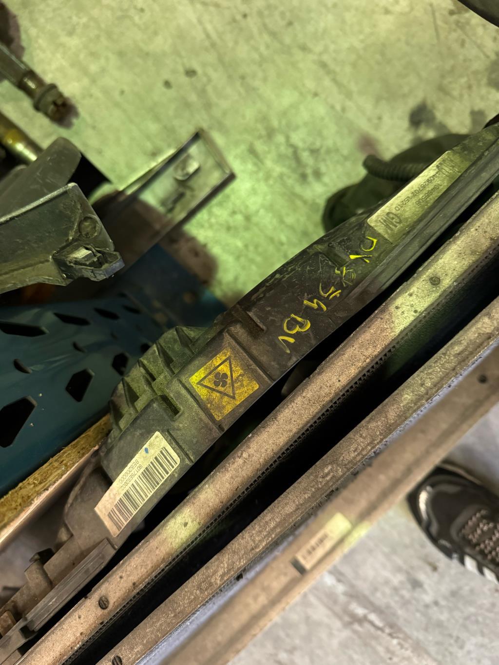 Face avant OPEL CORSA E Diesel - 1