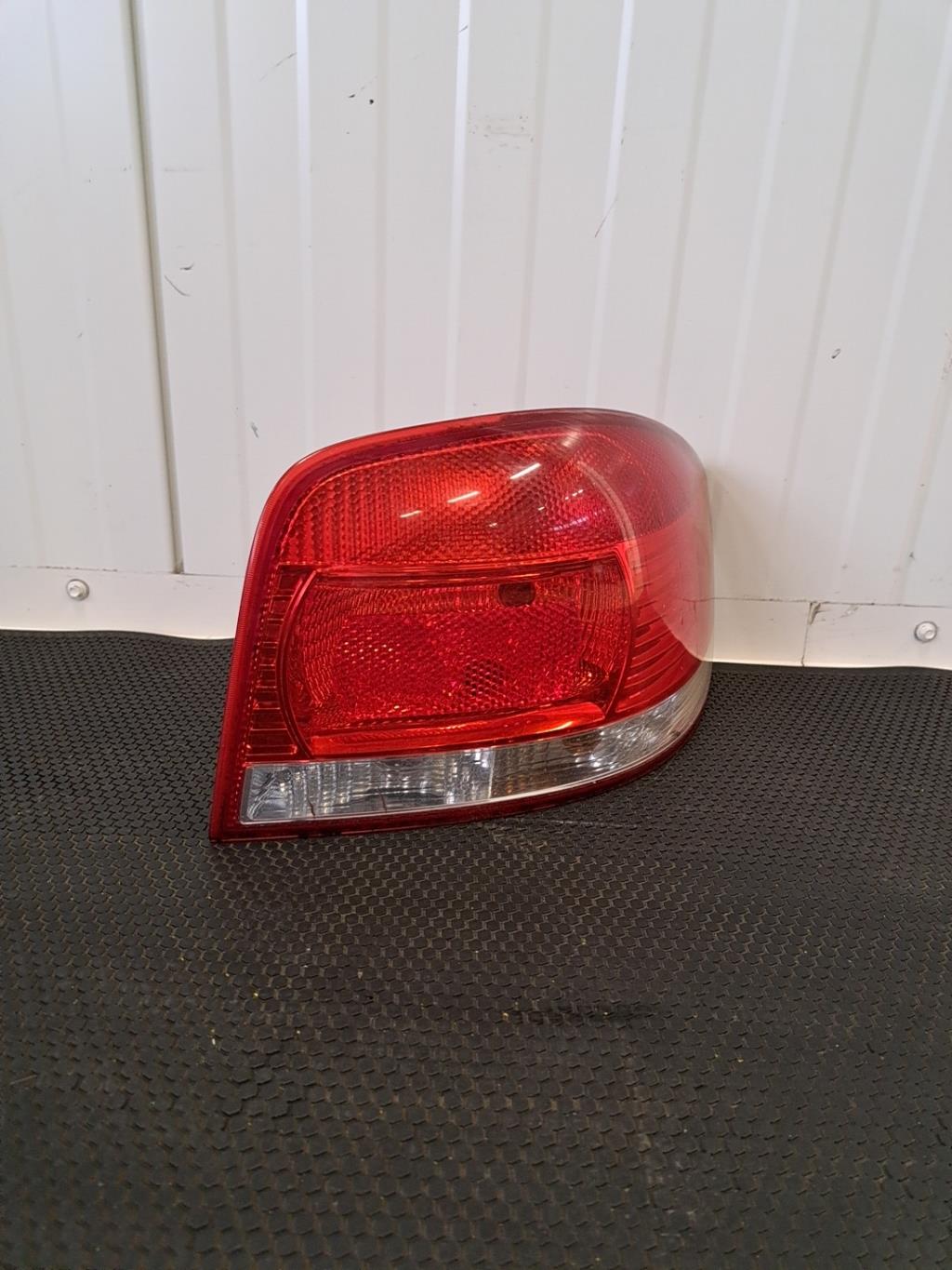 Feu arriere principal droit (feux) AUDI A3 2 PHASE 1 Diesel - 1