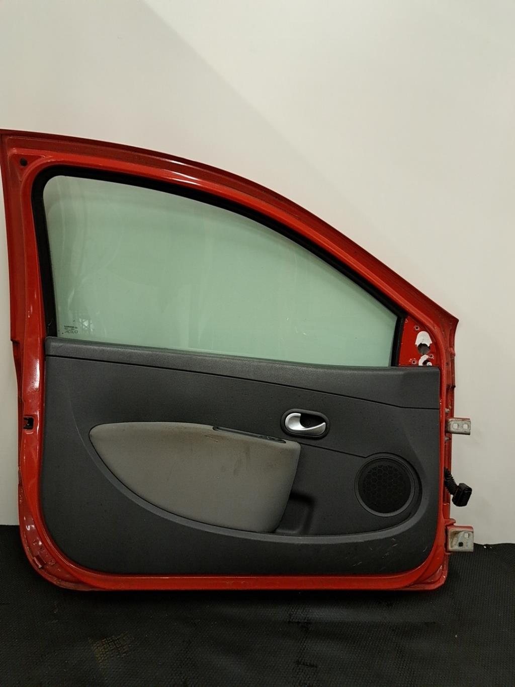 Porte avant gauche RENAULT CLIO 3 PHASE 2 Essence - 1