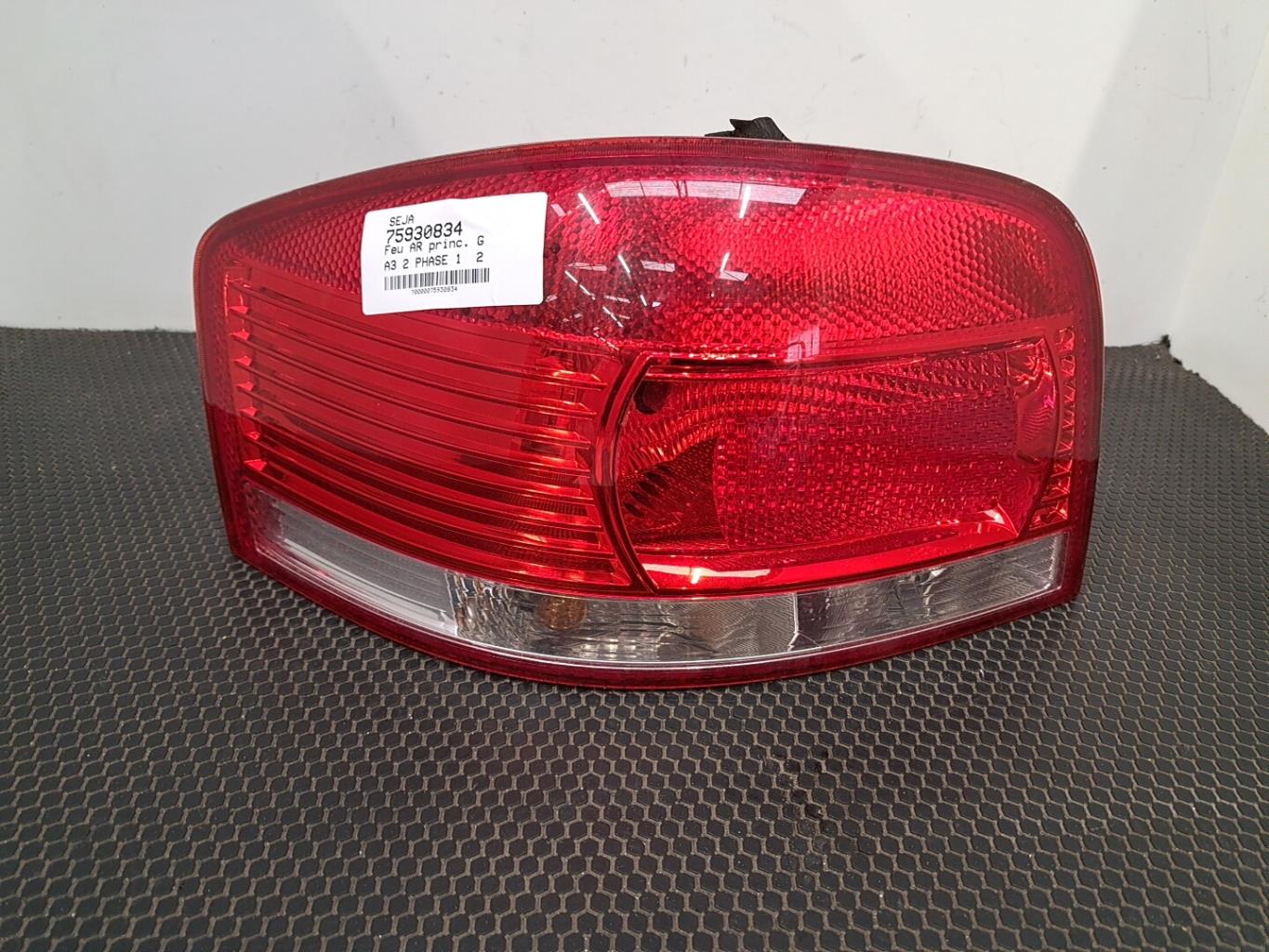 Feu arriere principal gauche (feux) AUDI A3 2 PHASE 1 Diesel - 1