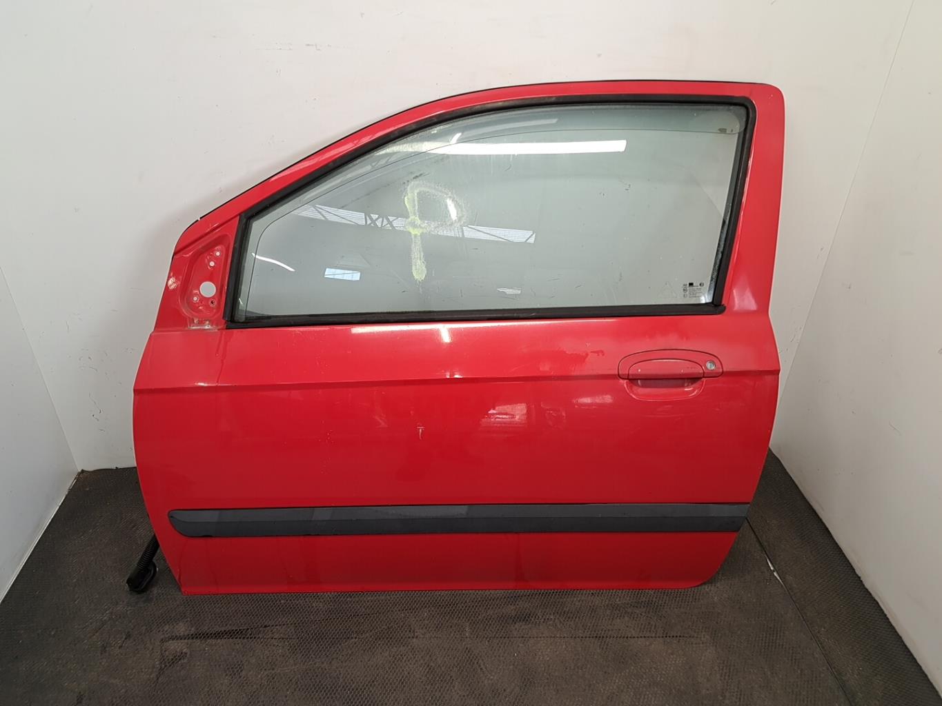 Porte avant gauche HYUNDAI GETZ PHASE 1 Essence - 1