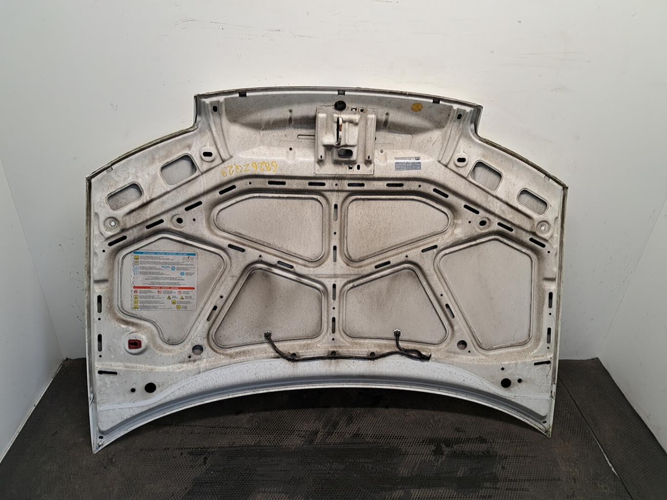 Capot FIAT PUNTO 2 PHASE 1 Essence - 1