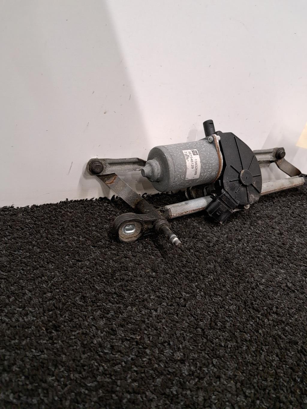 Moteur essuie glace avant OPEL CORSA E Essence - 1