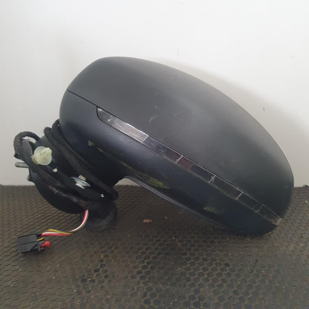 Retroviseur gauche AUDI A1 1 PHASE 1 Essence - 1