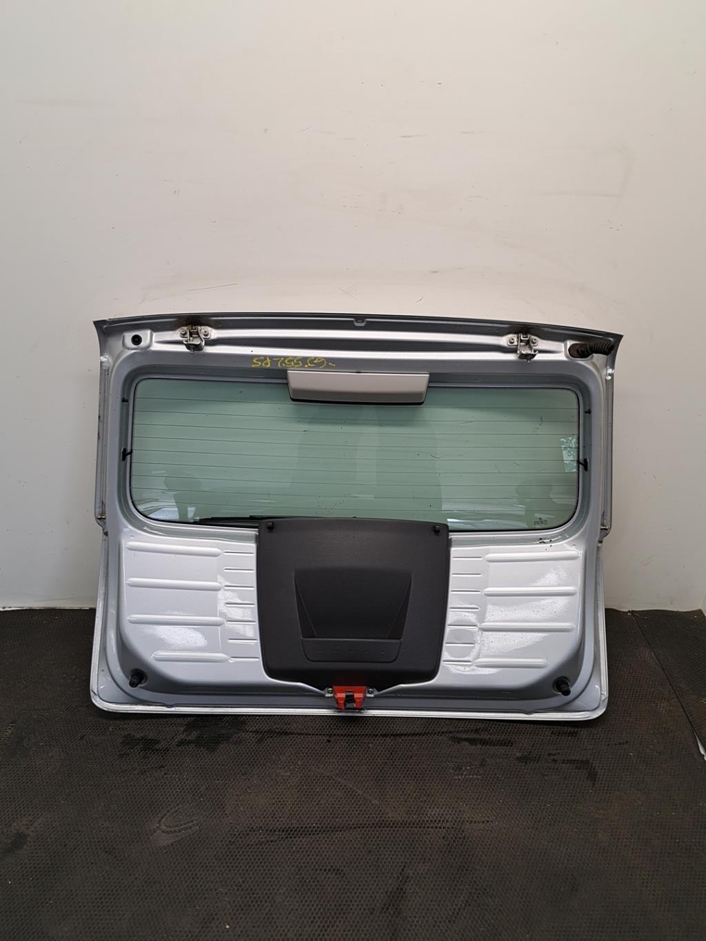Malle/Hayon arriere VOLKSWAGEN FOX Essence - 1