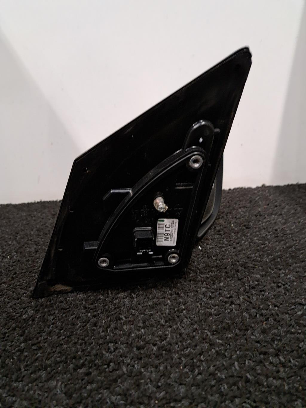 Retroviseur droit HYUNDAI IX 35 PHASE 1 Essence - 1