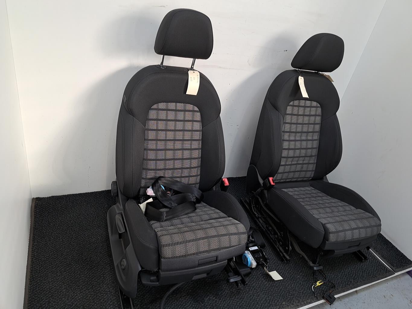Interieur complet AUDI Q3 1 PHASE 2 Diesel - 1