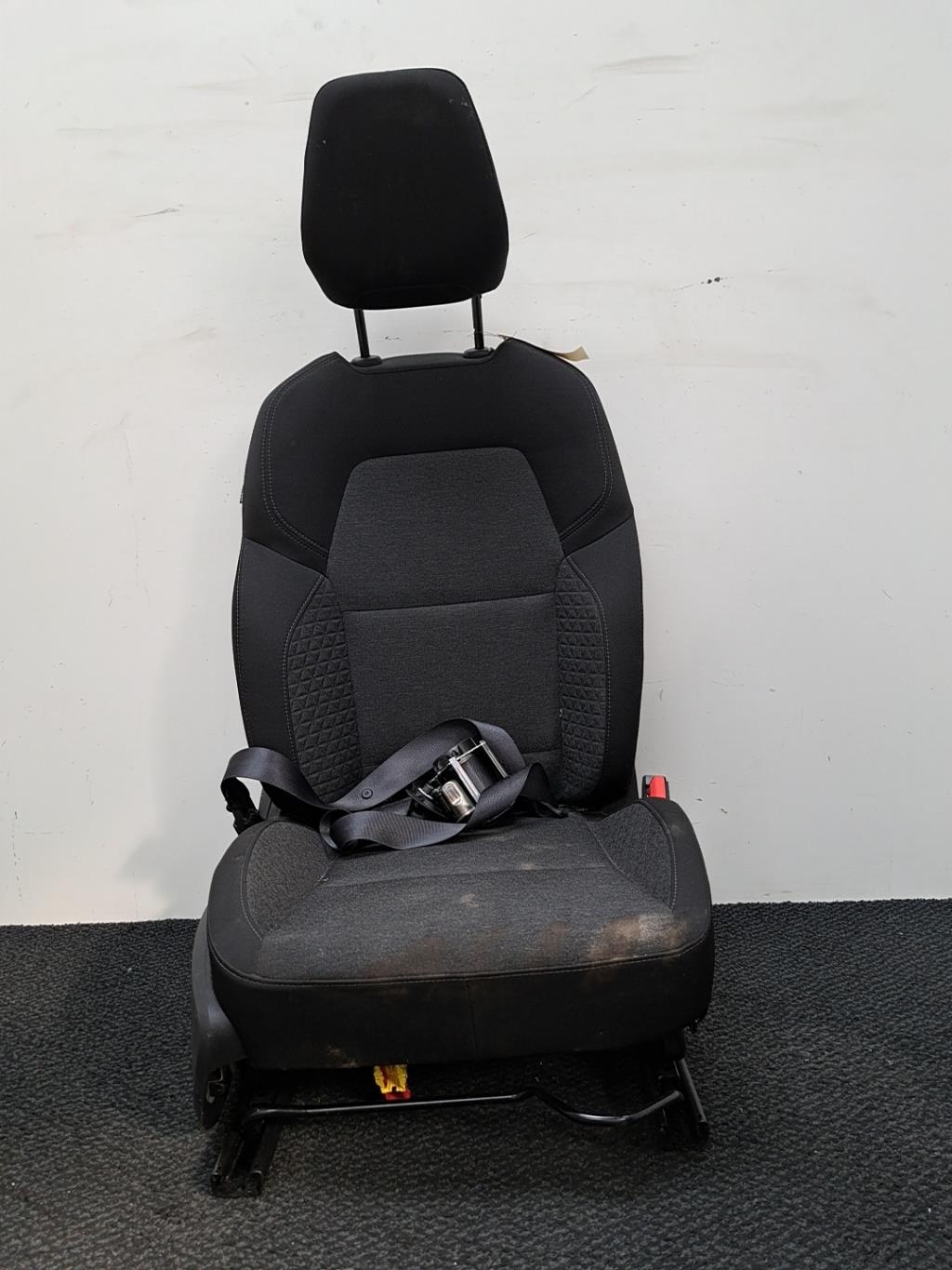 Siege avant droit RENAULT CLIO 5 Essence - 1