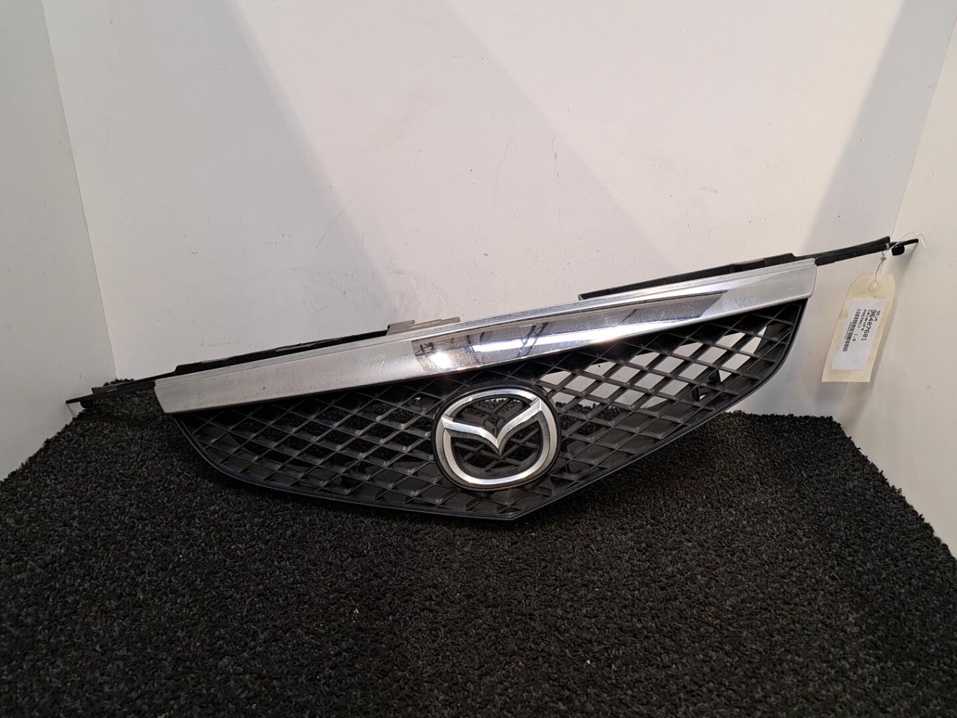 Calandre MAZDA PREMACY Essence - 1