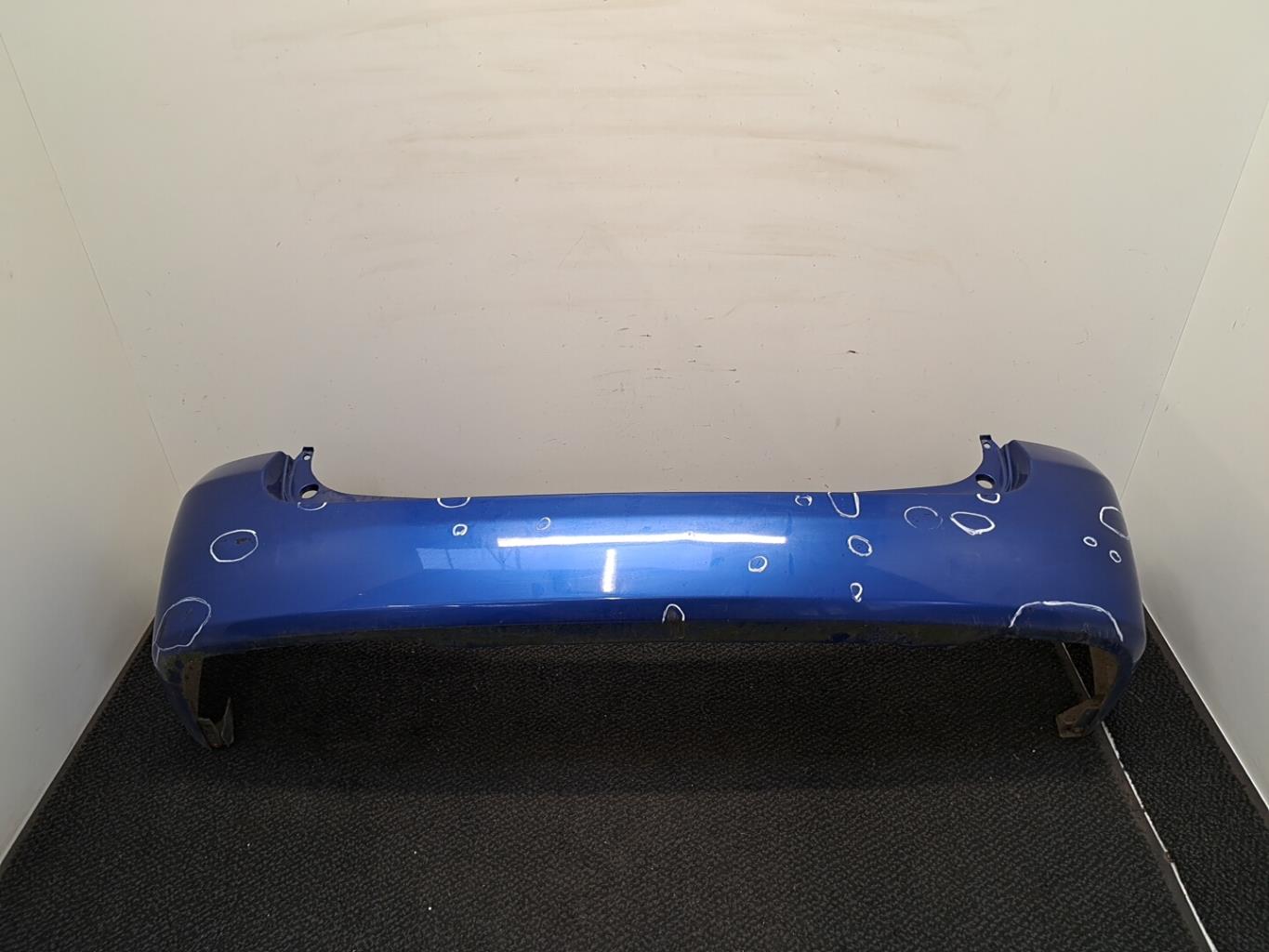 Pare choc arriere MAZDA PREMACY Essence - 1