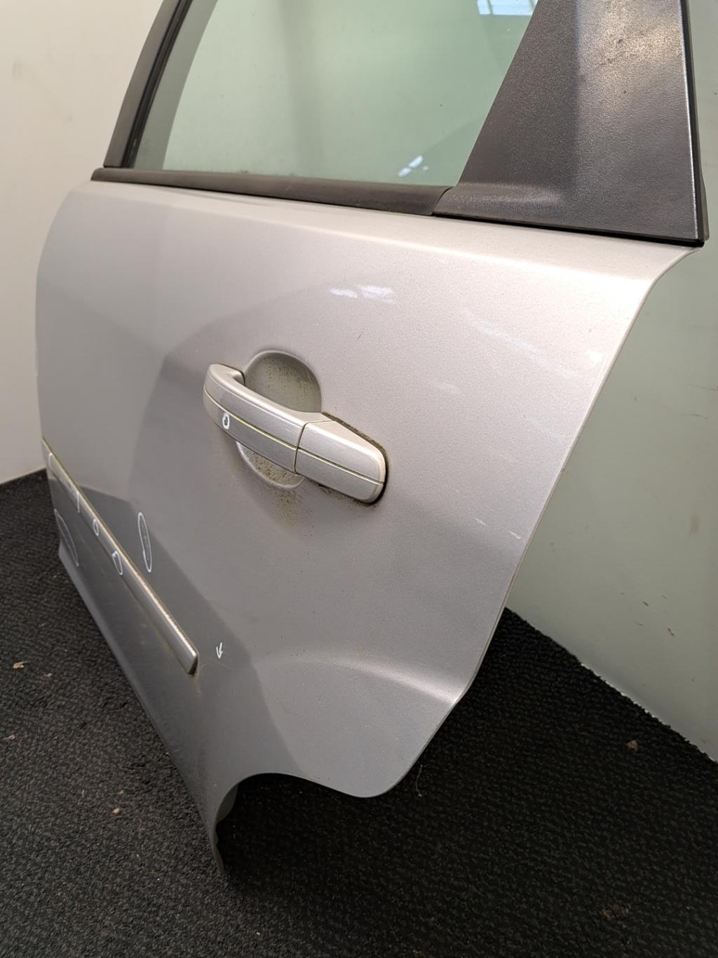 Porte arriere gauche FORD FOCUS 2 PHASE 1 Diesel - 1