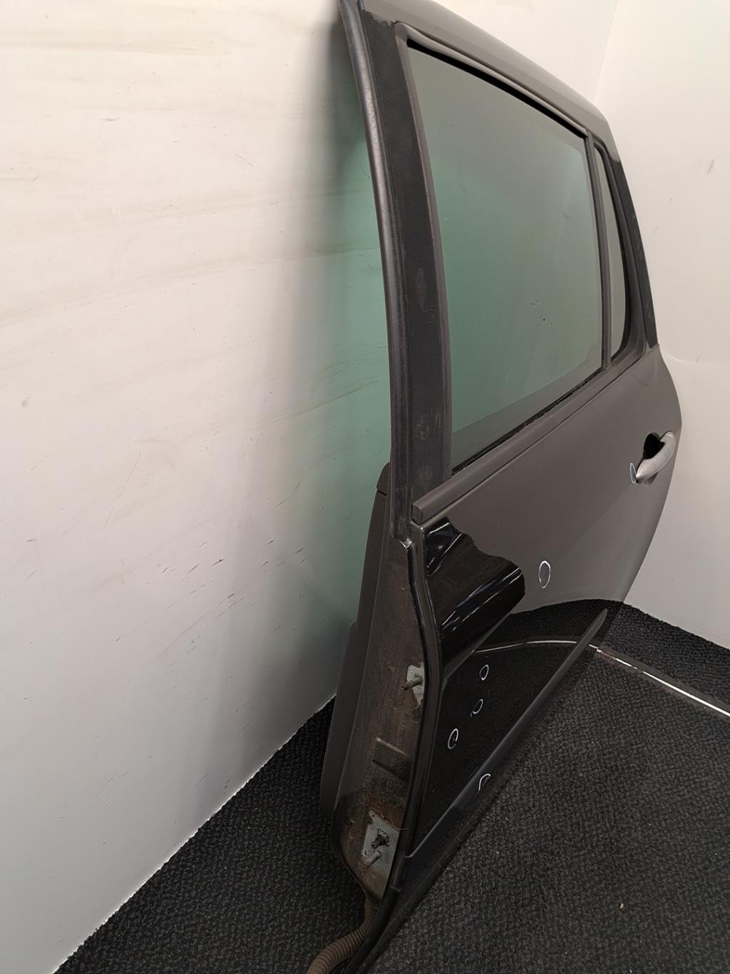 Porte arriere gauche RENAULT CLIO 3 PHASE 2 BREAK Diesel - 1
