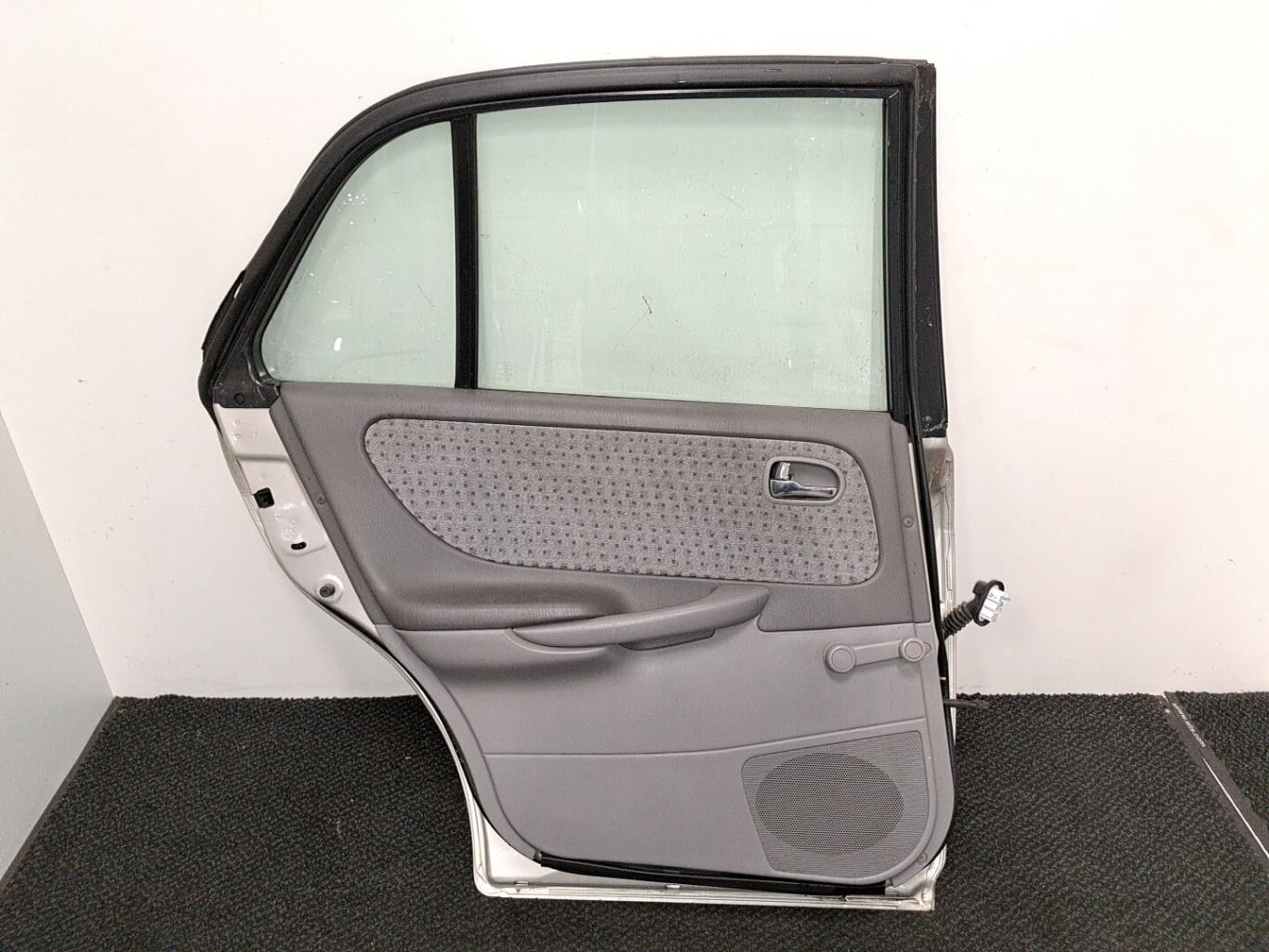 Porte arriere gauche MAZDA 626 4 PHASE 2 Diesel - 1