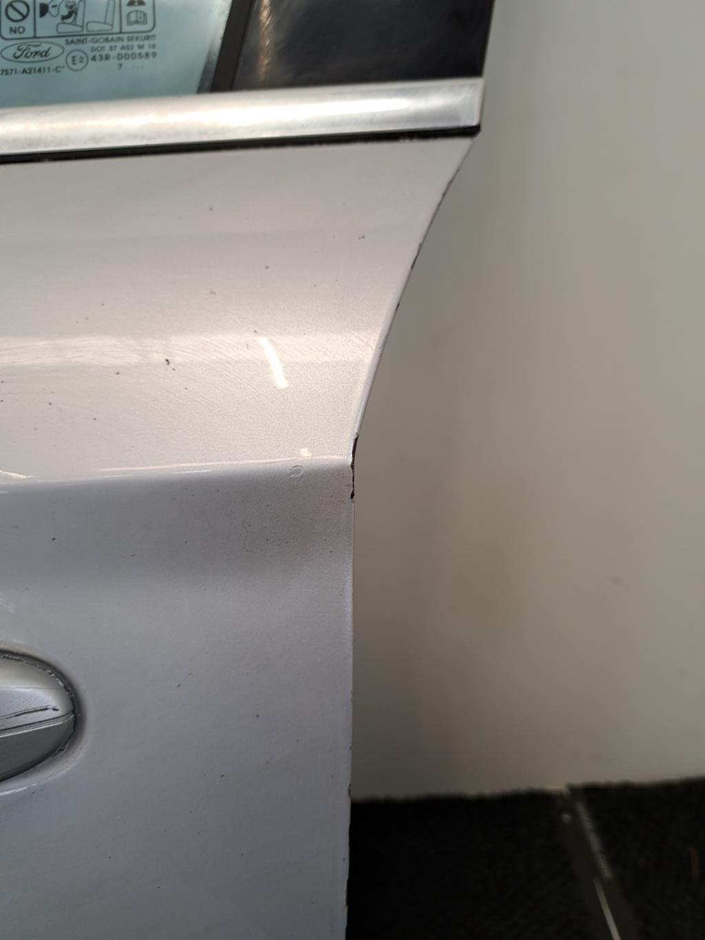 Porte avant gauche FORD MONDEO 3 PHASE 1 BREAK Diesel - 1