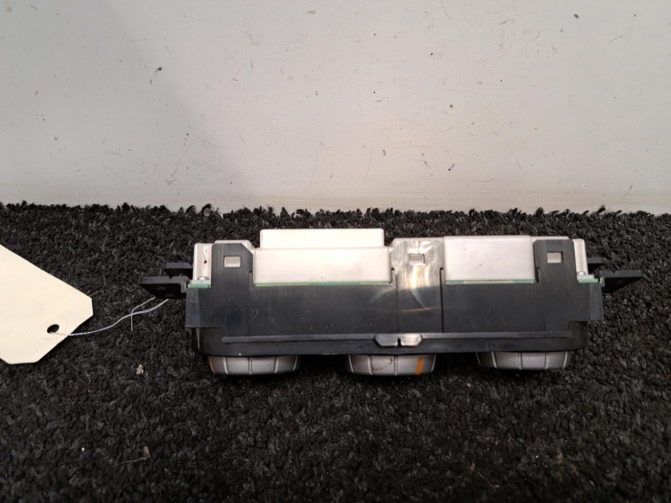 Commande chauffage NISSAN X-TRAIL 2 PHASE 1 Diesel - 1