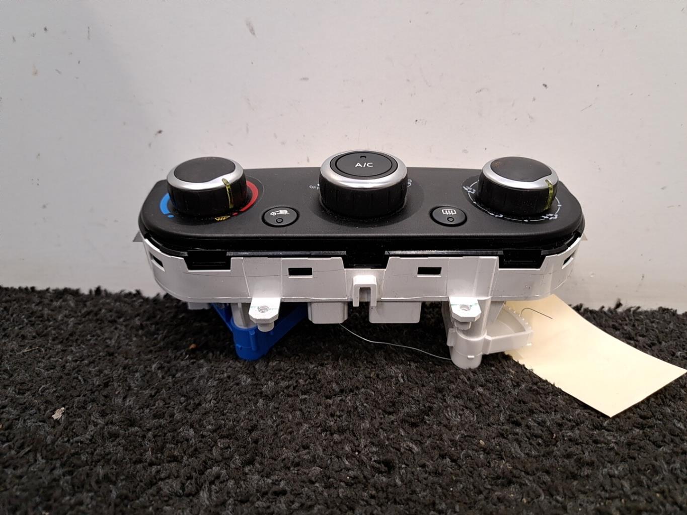 Commande chauffage RENAULT CLIO 4 PHASE 2 Diesel - 1