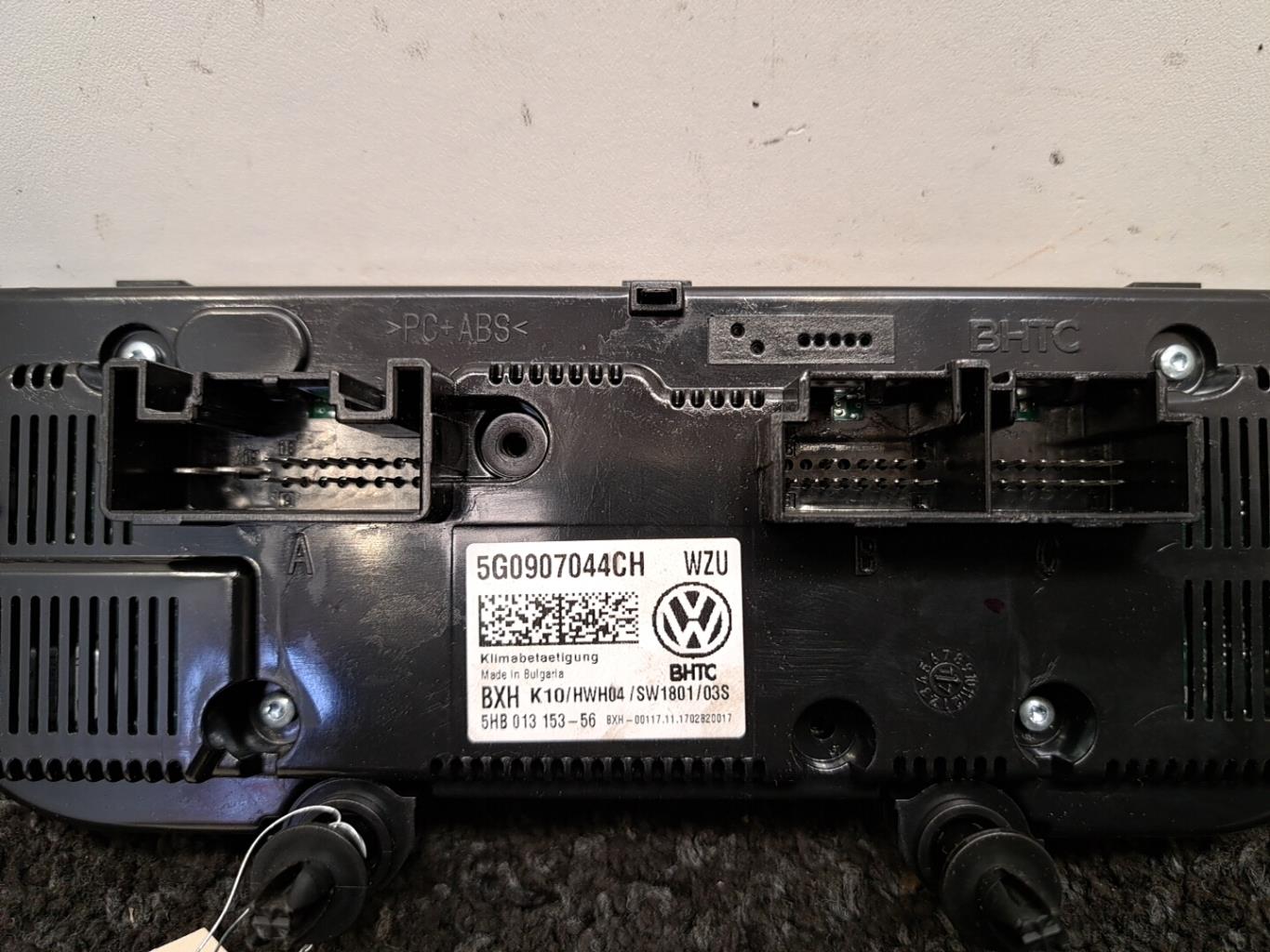 Commande chauffage VOLKSWAGEN TOURAN 3 Diesel - 1
