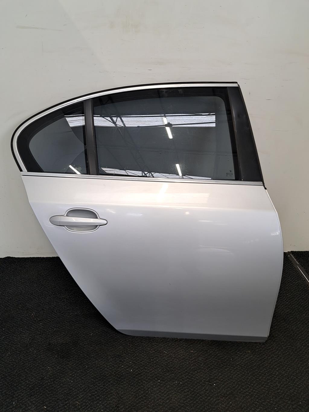 Porte arriere droit BMW SERIE 5 E60 PHASE 2 Diesel - 1