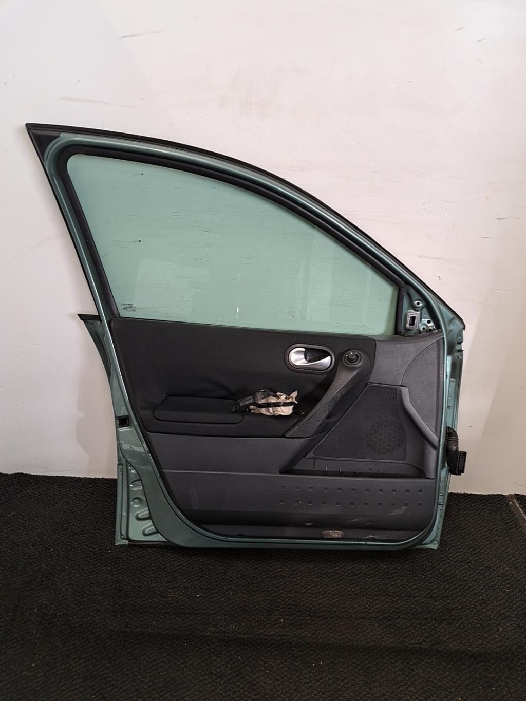 Porte avant gauche RENAULT MEGANE 2 PHASE 1 BREAK Diesel - 1
