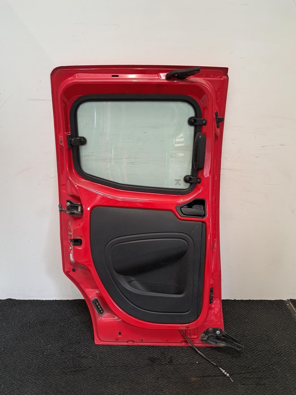 Porte laterale gauche CITROEN NEMO Diesel - 1
