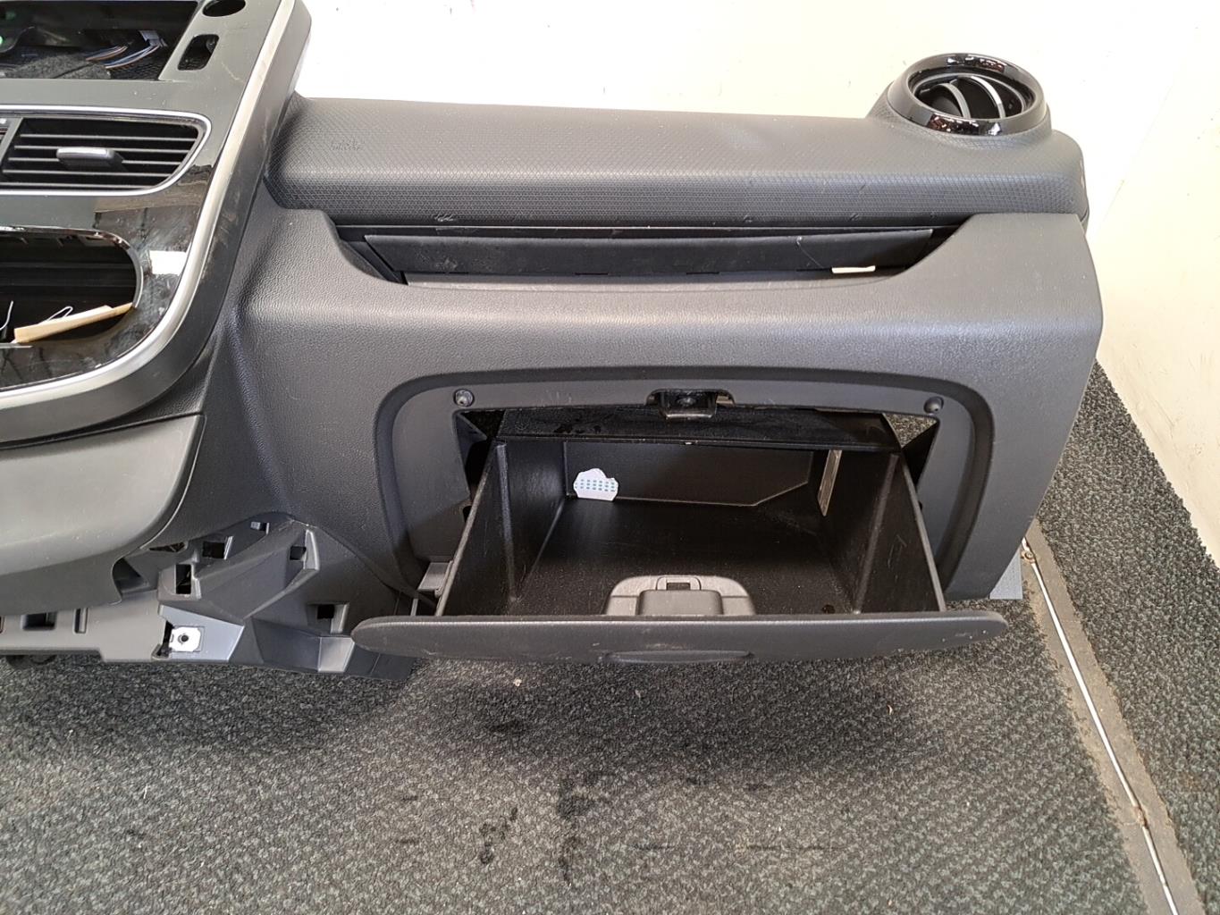 Tableau de bord RENAULT CLIO 4 PHASE 2 Diesel - 1