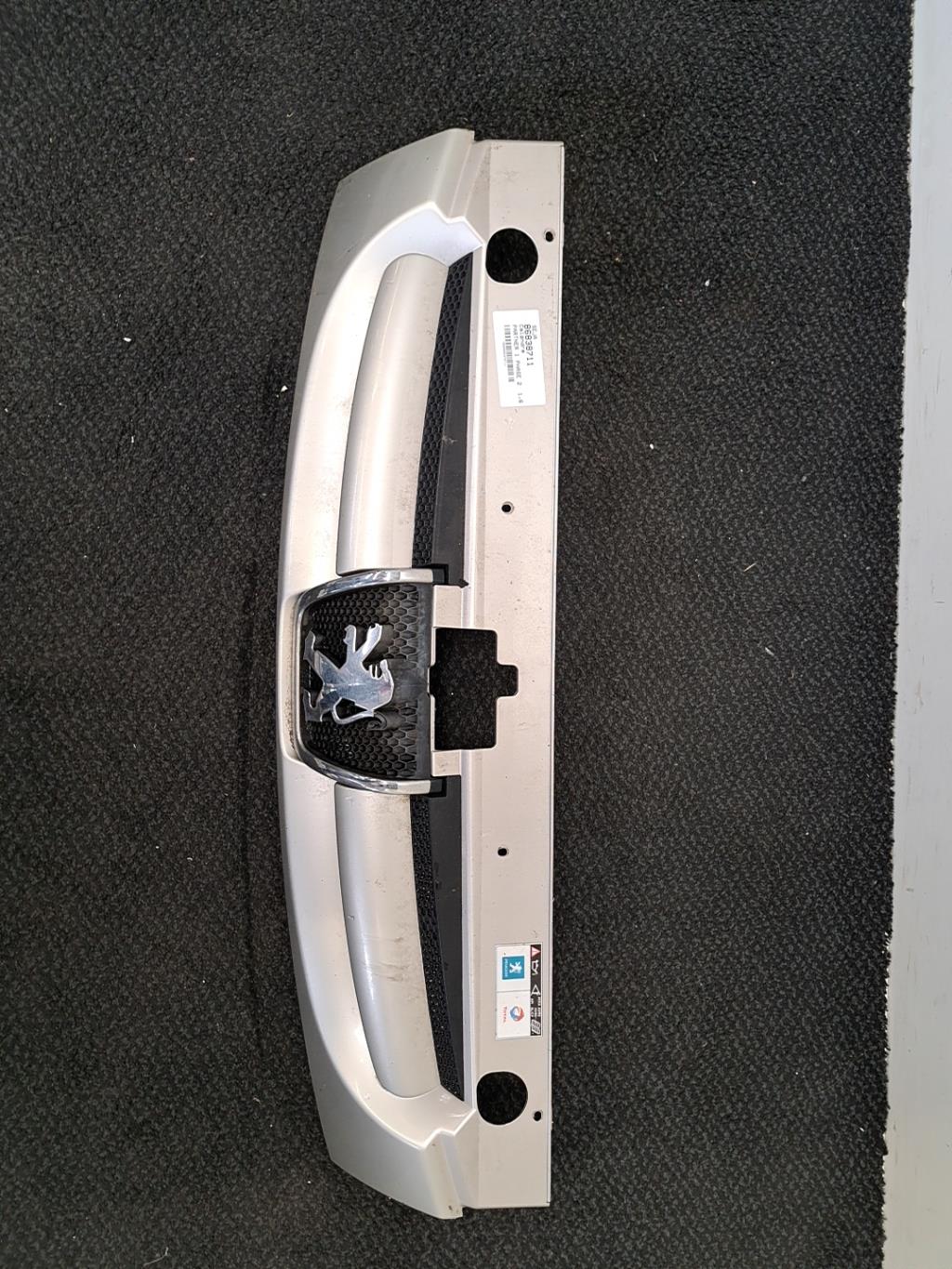 Calandre PEUGEOT PARTNER 1 PHASE 2 Diesel - 1