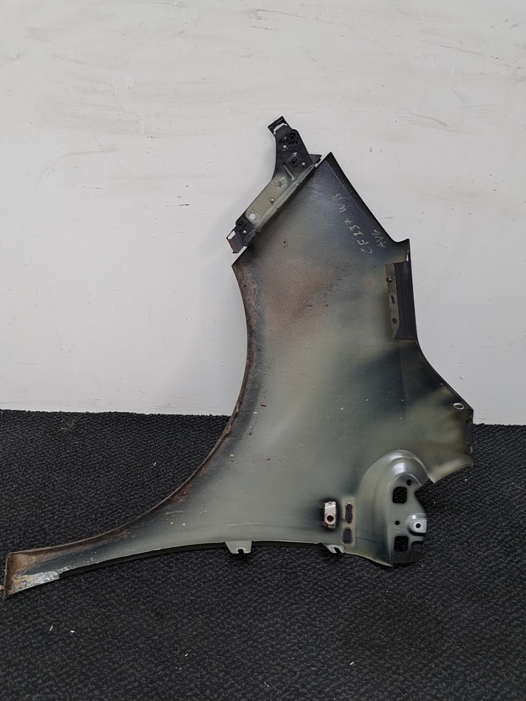 Aile avant droit OPEL MERIVA B PHASE 1 Diesel - 1