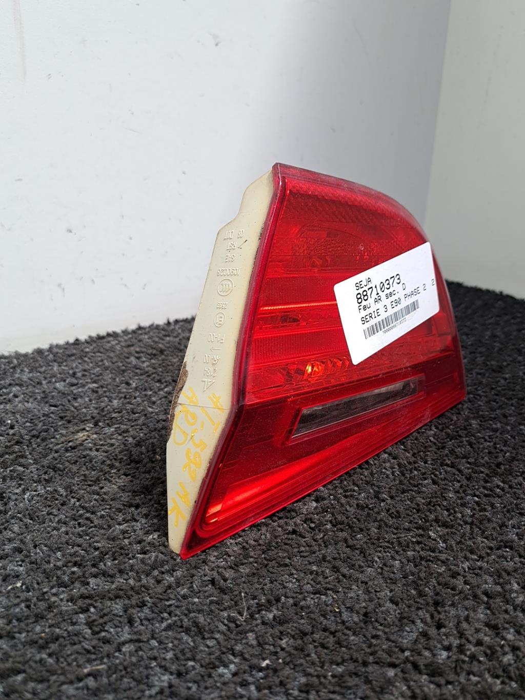 Feu arriere secondaire droit (feux) BMW SERIE 3 E90 PHASE 2 Diesel - 1