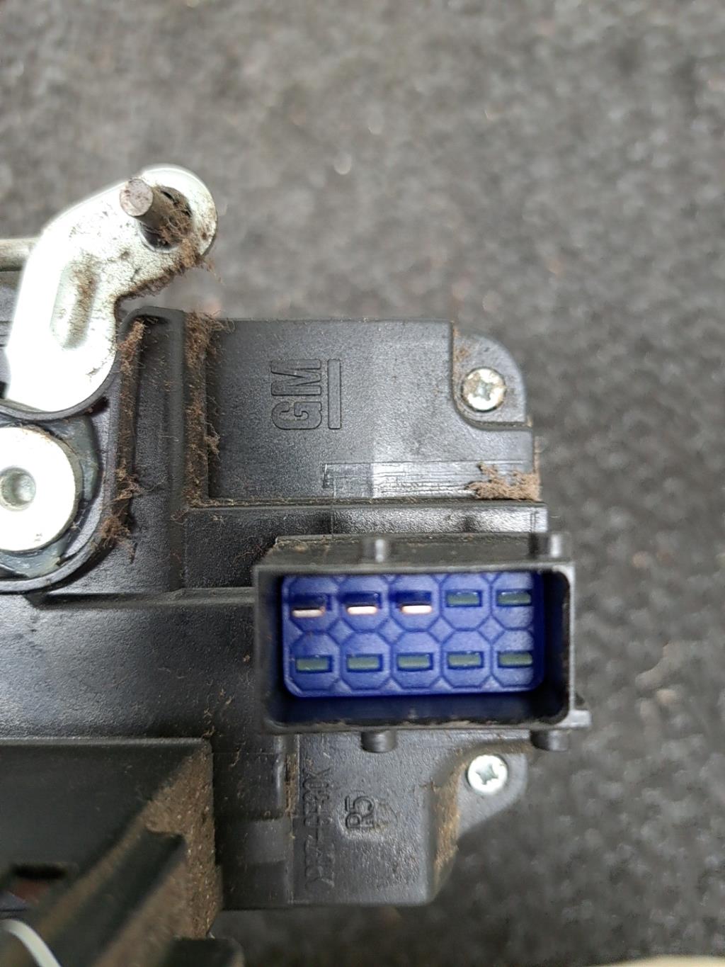 Serrure avant droit RENAULT TRAFIC 2 PHASE 2 Diesel - 1