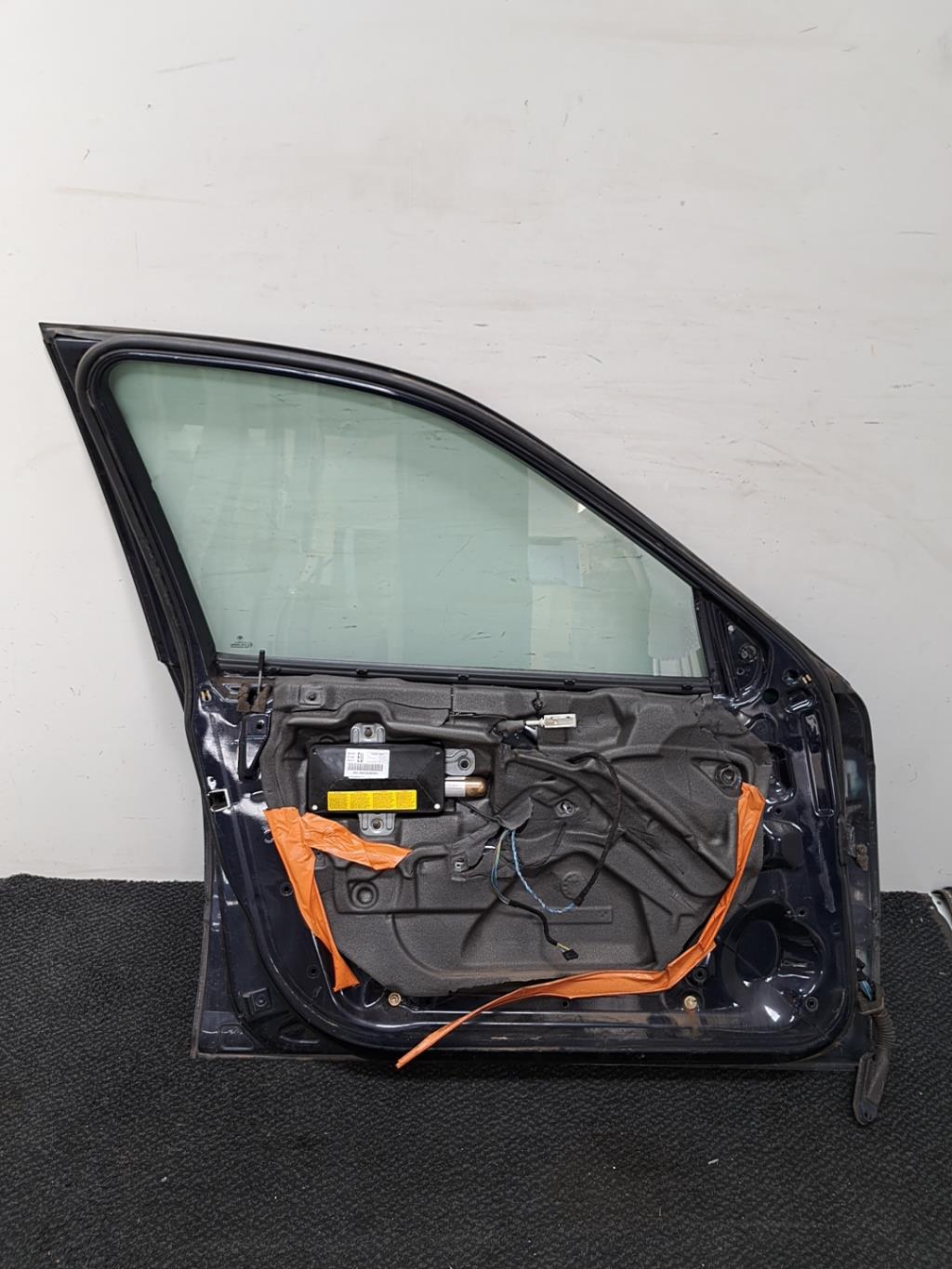 Porte avant gauche BMW SERIE 3 E46 PHASE 1 Diesel - 1